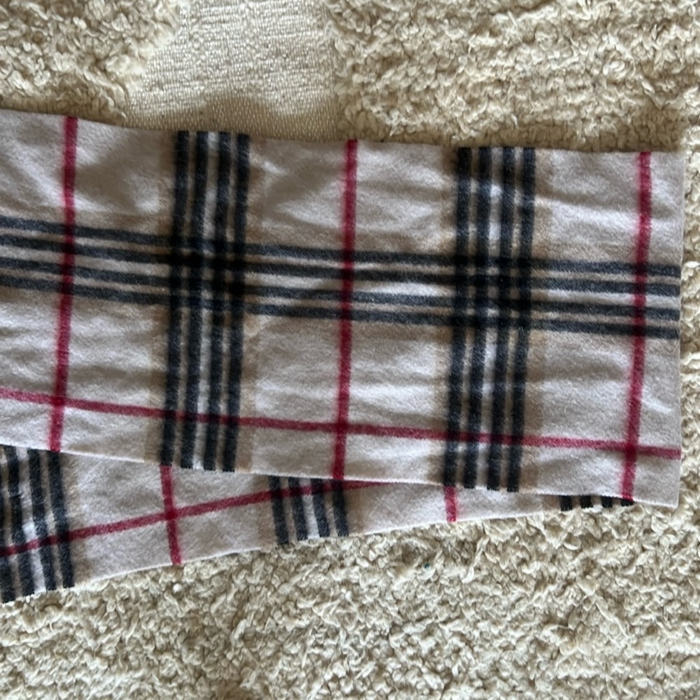 Cashmere scarf